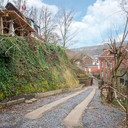 Magnificent For 8 Adults In Tilf