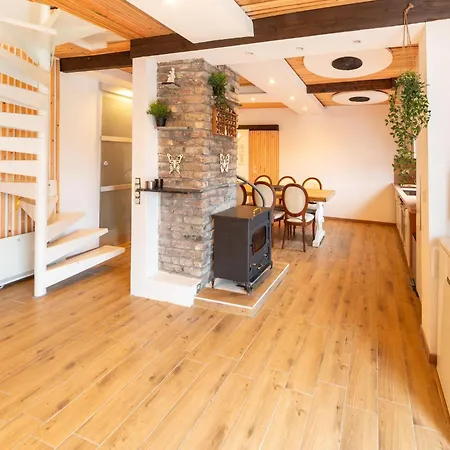 Ferienhaus Magnificent For 8 Adults In Tilf