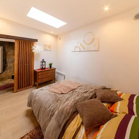 Charming Family In (adults Only) Esneux